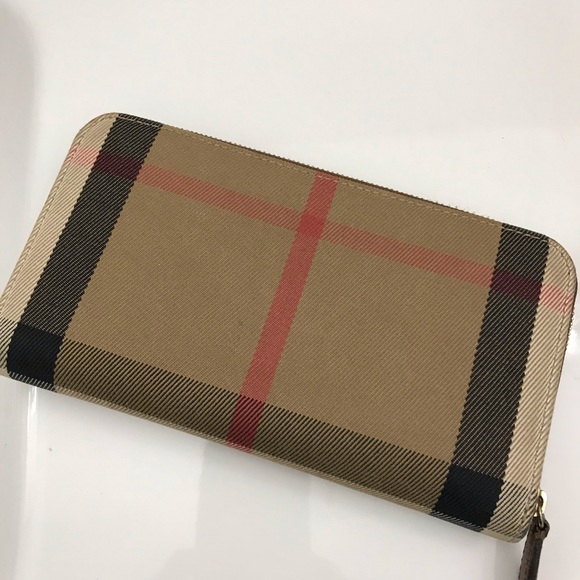 BURBERRY BROWN LEATHER CHECK WALLET/CLUTCH - Picture 4 of 7